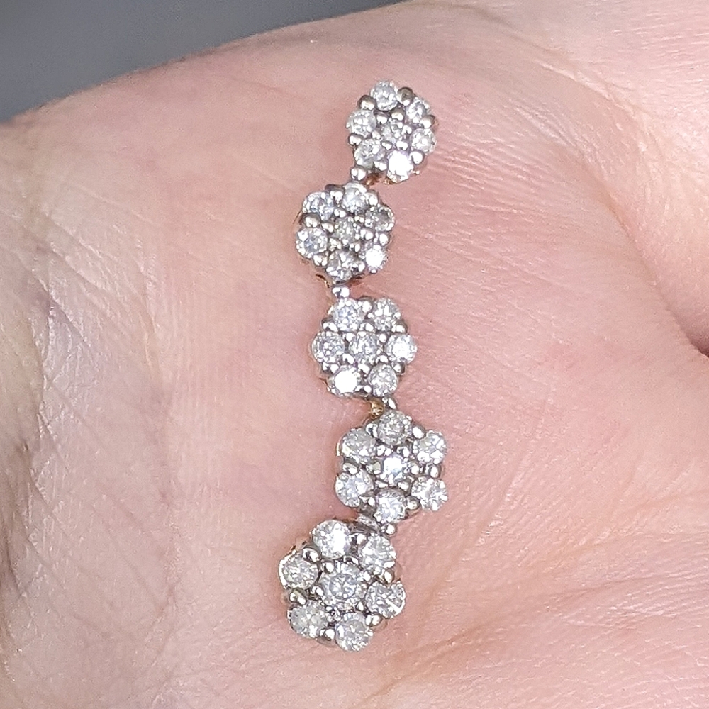 10K gold diamond five flower cluster pendant